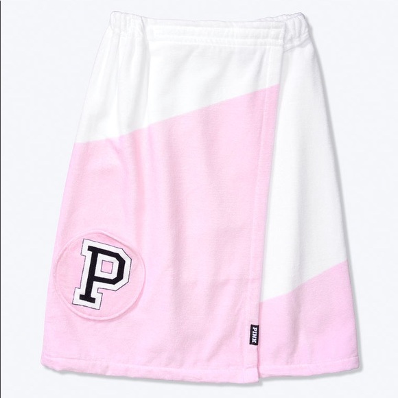 Victoria’s Secret PINK Monogram Towel - Picture 2 of 2
